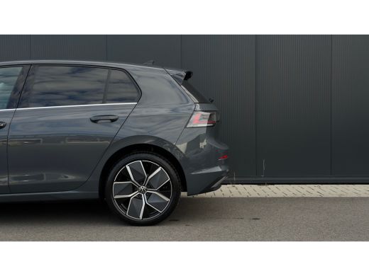 Volkswagen Golf 204pk 1.5 eHybrid Style Edition | Trekhaak | Adaptive Cruise | Camera | Carplay | ErgoComfort Sto... ActivLease financial lease