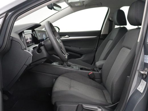 Volkswagen Golf Variant 1.0 TSI Golf | Adaptive cruise | Bluetooth | Virtueel dashboard | Climate control | Park ... ActivLease financial lease