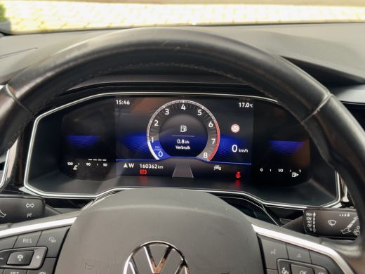 Volkswagen Polo 1.0 TSI 2X R-LINE NAVI CAMERA  DIGI-DASH APPLE-CARPLAY LED LMV PDC ActivLease financial lease