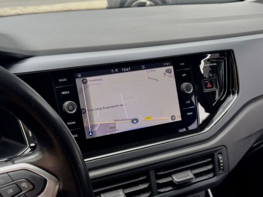 Volkswagen Polo 1.0 TSI 2X R-LINE NAVI CAMERA  DIGI-DASH APPLE-CARPLAY LED LMV PDC ActivLease financial lease