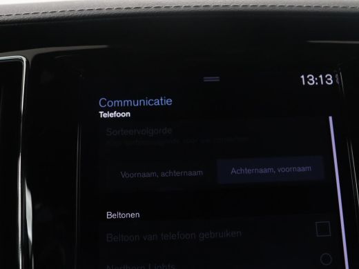 Volvo  S60 2.0 Recharge T8 AWD R-Design | SOH 95,6% | 360 Camera | Trekhaak | Navigatie | Apple Carplay | St... ActivLease financial lease
