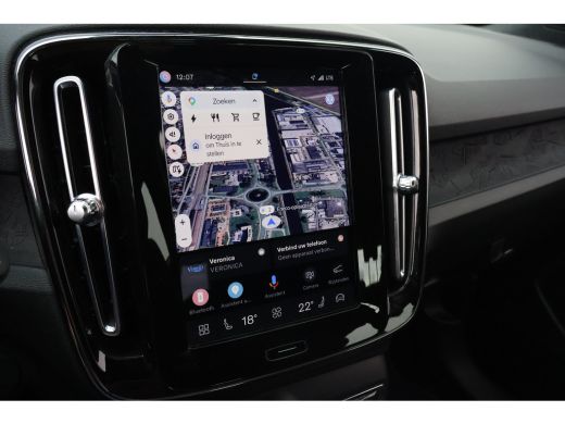 Volvo  XC40 Recharge Core 70 kWh | 19" All Seasons | Trekhaak | ActivLease financial lease