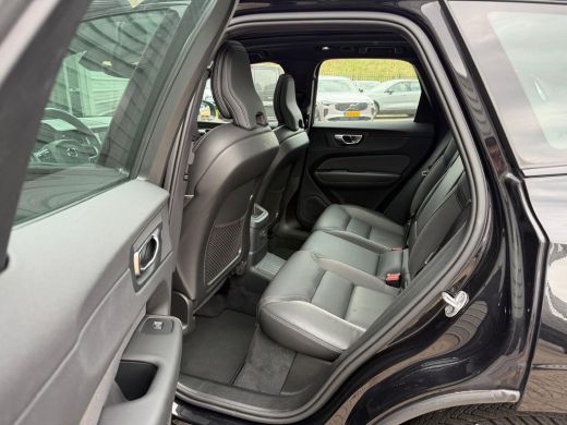 Volvo  XC60 T6 350PK AWD Plus Black Edition | 21 inch | Contourstoelen | Harman Kardon | Nappa ActivLease financial lease