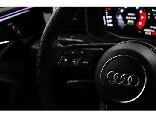 Audi A1 Sportback Sportback 40 TFSI S Line edition one 3x S-Line | Automaat | Airco | Black Pack | Camera | LED | L... ActivLease financial lease