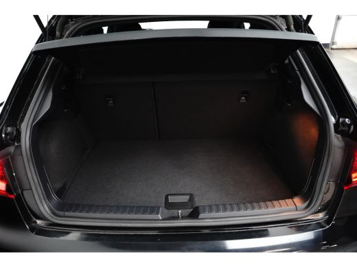 Audi A1 Sportback Sportback 40 TFSI S Line edition one 3x S-Line | Automaat | Airco | Black Pack | Camera | LED | L... ActivLease financial lease