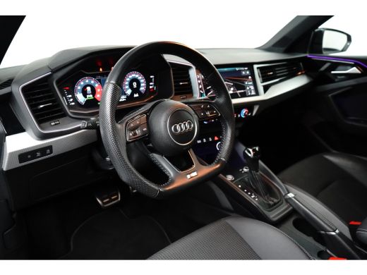 Audi A1 Sportback Sportback 40 TFSI S Line edition one 3x S-Line | Automaat | Airco | Black Pack | Camera | LED | L... ActivLease financial lease