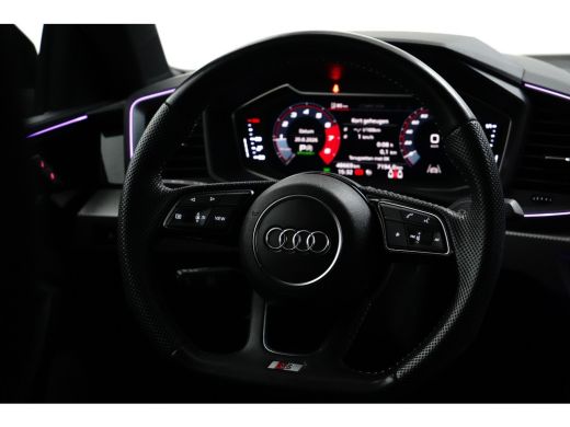 Audi A1 Sportback Sportback 40 TFSI S Line edition one 3x S-Line | Automaat | Airco | Black Pack | Camera | LED | L... ActivLease financial lease