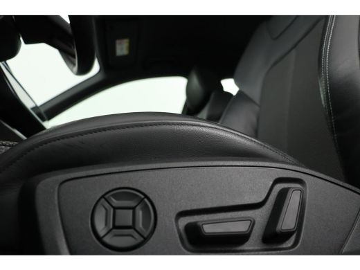 Audi A6 45 TFSI S edition | 360 camera | Sportstoelen | Side Assist | Carplay | Half leder | Virtual Cock... ActivLease financial lease