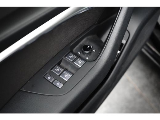 Audi A6 Avant 50 TFSIe 300PK Quattro Business Edition | TREKHAAK | NAVIGATIE | CAMERA | STOEL + STUURVERW... ActivLease financial lease