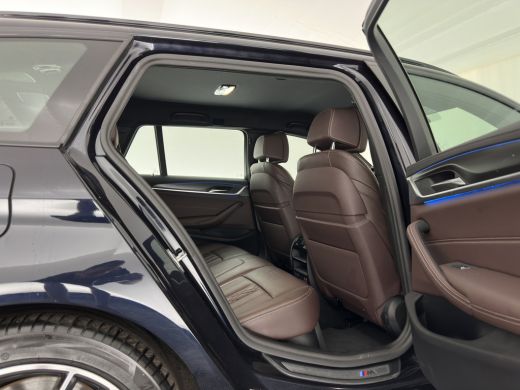 BMW 5 Serie Touring 530e M-Sport-Styling Business Edition Plus (Plug-in) {SoH-85%} (INCL-BTW) *LEATHER | LASE... ActivLease financial lease
