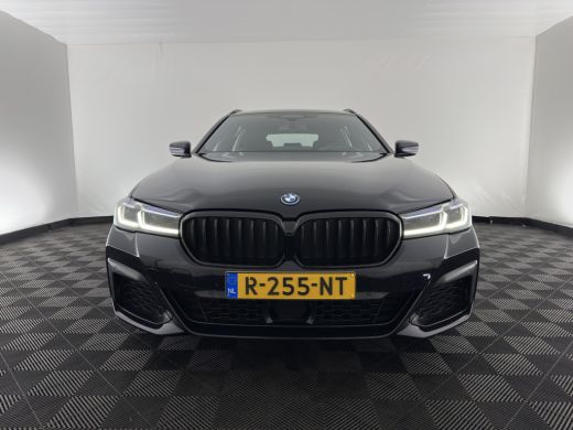 BMW 5 Serie Touring 530e M-Sport-Styling Business Edition Plus (Plug-in) {SoH-85%} (INCL-BTW) *LEATHER | LASE... ActivLease financial lease