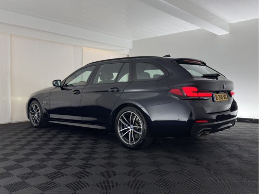 BMW 5 Serie Touring 530e M-Sport-Styling Business Edition Plus (Plug-in) {SoH-85%} (INCL-BTW) *LEATHER | LASE... ActivLease financial lease