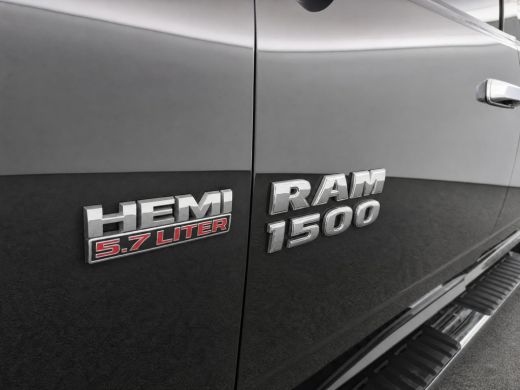 Dodge Ram 1500 1500 5.7 V8 4x4 Crew Cab 5'7 | LPG 200L | multimedia systeem | Trekhaak | Bakflip | Geheel rijkla... ActivLease financial lease
