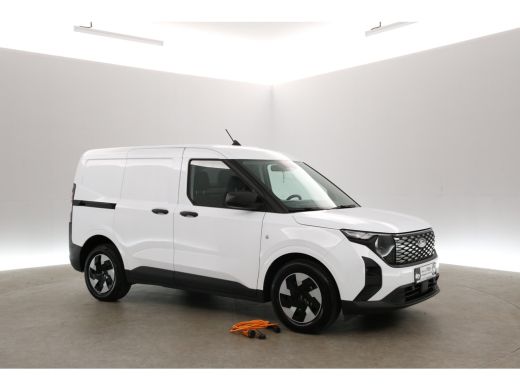 Ford Courier 54 kWh 136PK | Verwacht | Snelladen | Clima | Virtual | Cruise ActivLease financial lease
