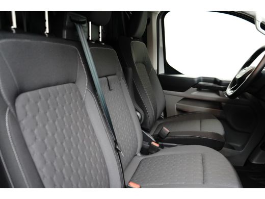 Ford E-Transit Custom 340 Limited L2 | 218 pk | 2300KG Trekgewicht | Cruise Control | Winterpack | Camera | CarPlay | ActivLease financial lease