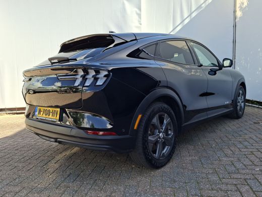 Ford Mustang Mach-E Mach-E RWD 75 kWh Soh 93.5% Technology Pack Memory Pano.dak 360&deg; B&O LEER ActivLease financial lease