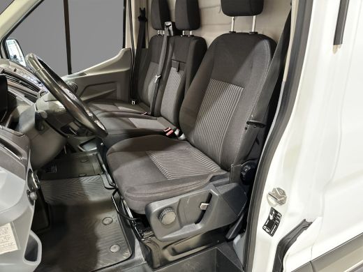 Ford Transit 2.0 TDCI L2H2 3Pers. / Pdc.V+A / Airco / Radio multimedia / Imperial + Ladder / Zeer nette bus! /... ActivLease financial lease