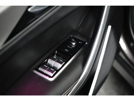 Jaguar F-PACE 2.0 P400e PHEV R-Dynamic HSE l Schaalstoelen l Meridian Sound l Head up d. l Stoelventilatie / Ve... ActivLease financial lease