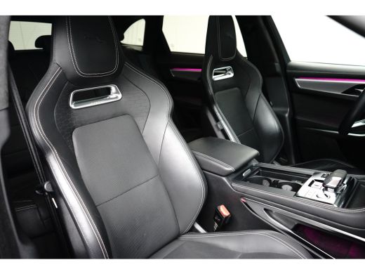 Jaguar F-PACE 2.0 P400e PHEV R-Dynamic HSE l Schaalstoelen l Meridian Sound l Head up d. l Stoelventilatie / Ve... ActivLease financial lease