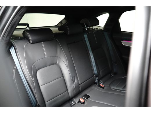 Jaguar F-PACE 2.0 P400e PHEV R-Dynamic HSE l Schaalstoelen l Meridian Sound l Head up d. l Stoelventilatie / Ve... ActivLease financial lease