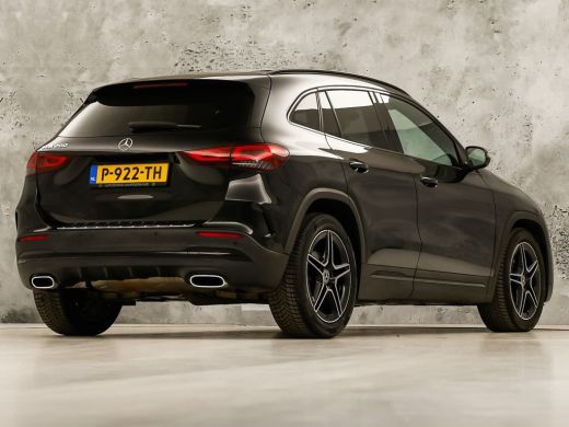 Mercedes-Benz GLA 200 AMG Sport 163Pk Automaat (PANORAMADAK, GROOT NAVI, SFEERVERLICHTING, CAMERA, SPORTSTOELEN, ST... ActivLease financial lease