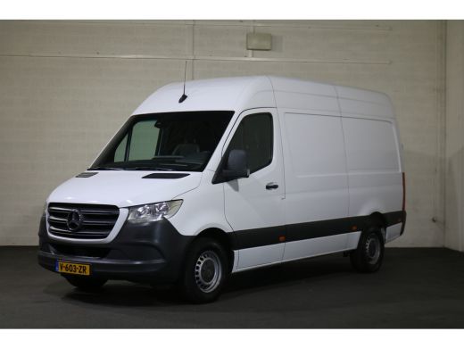 Mercedes-Benz Sprinter 316 CDI L2 H2 Airco Navigatie Camera 3.5t Trekhaak ActivLease financial lease