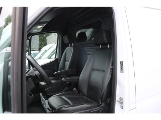 Mercedes-Benz Sprinter 316 CDI L2 H2 Airco Navigatie Camera 3.5t Trekhaak ActivLease financial lease