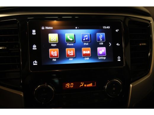 Mitsubishi L200 2.2 DI-D Club Cab Intense 4X4 4WD TREKHAAK ActivLease financial lease