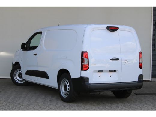 Opel Combo-e 50 kWh L2 | 8 Jaar garantie | Laadruimtebetimmering | Navigatie | Camera | Climate control | Crui... ActivLease financial lease