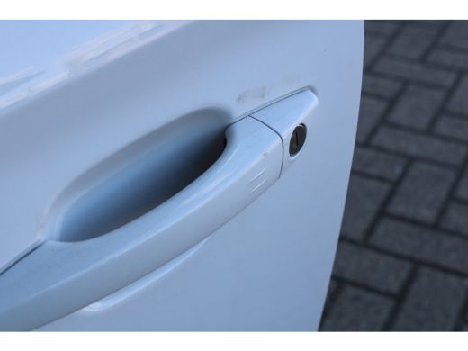 Opel Corsa 1.2 Elegance | Navigatie | Camera | LED koplampen | Apple Carplay | ActivLease financial lease