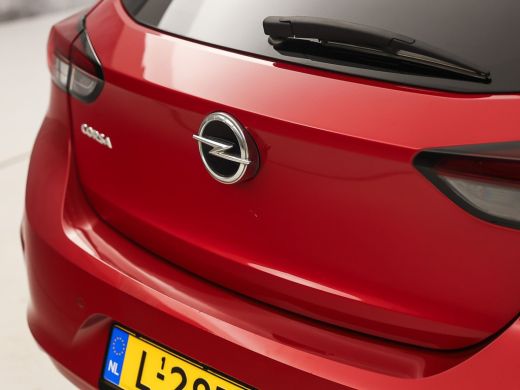 Opel Corsa 1.2 Elegance Sport Automaat (VIRTUAL COCKPIT, APPLE CARPLAY, GROOT NAVI, 360 CAMERA, SPORTSTOELEN... ActivLease financial lease