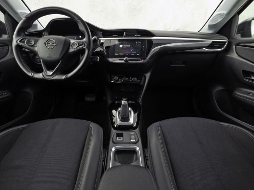 Opel Corsa 1.2 Elegance Sport Automaat (VIRTUAL COCKPIT, APPLE CARPLAY, GROOT NAVI, 360 CAMERA, SPORTSTOELEN... ActivLease financial lease