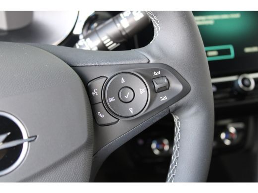 Opel Corsa GS, | 8 Jaar garantie | Camera | Navigatie | Winterpakket | Climate control | ActivLease financial lease