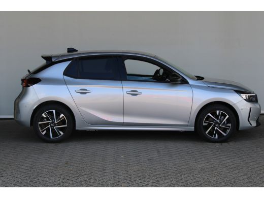 Opel Corsa GS, | 8 Jaar garantie | Camera | Navigatie | Winterpakket | Climate control | ActivLease financial lease