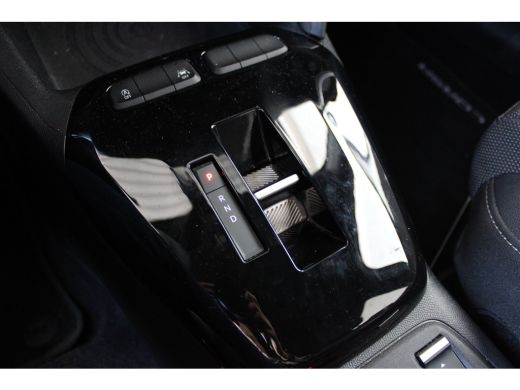 Opel Corsa GS | 8 Jaar garantie | Navigatie | Camera | Stoel- & stuurverwarming | Cruise control | ActivLease financial lease