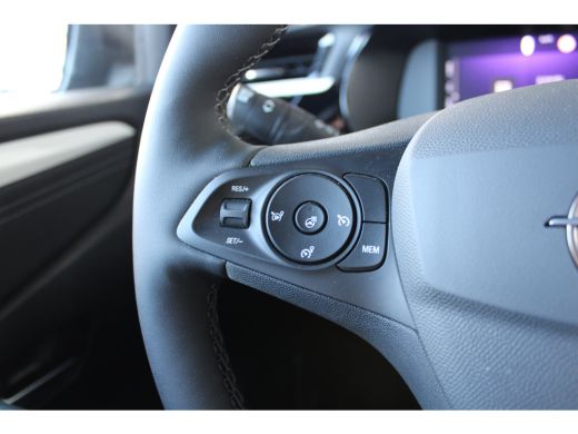 Opel Corsa GS | 8 Jaar garantie | Navigatie | Camera | Stoel- & stuurverwarming | Cruise control | ActivLease financial lease