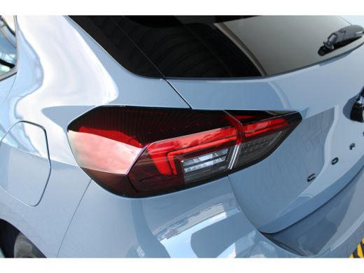 Opel Corsa GS | 8 Jaar garantie | Navigatie | Camera | Stoel- & stuurverwarming | Cruise control | ActivLease financial lease