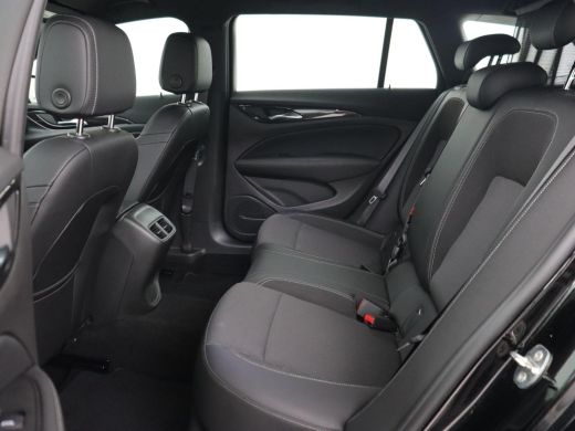 Opel Insignia 2.0 Turbo Elegance | Stoelverwarming | Carplay | Matrix LED | Navigatie | Stuurverwarming | Half ... ActivLease financial lease
