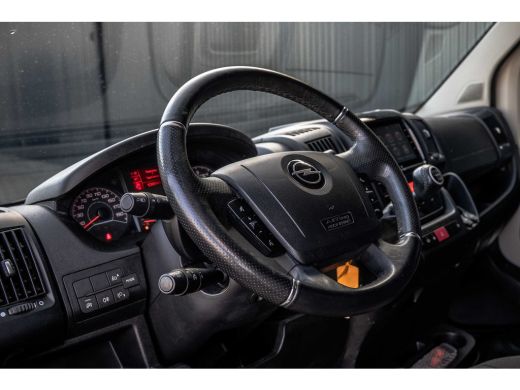 Opel Movano L2H2 | 140PK | 3-Zits | Camera | Carplay | Cruise | Climate | Trekhaak ActivLease financial lease