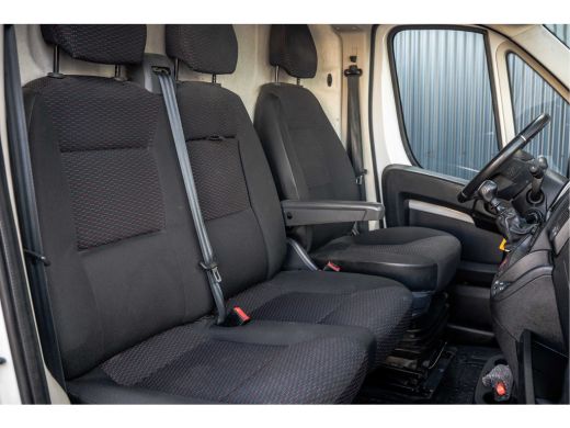 Opel Movano L2H2 | 140PK | 3-Zits | Camera | Carplay | Cruise | Climate | Trekhaak ActivLease financial lease