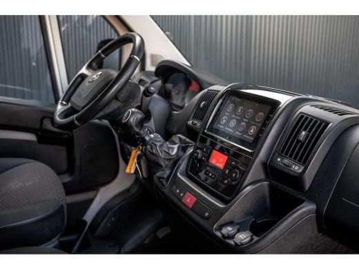 Opel Movano L2H2 | 140PK | 3-Zits | Camera | Carplay | Cruise | Climate | Trekhaak ActivLease financial lease