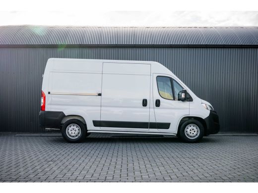 Opel Movano L2H2 | 140PK | 3-Zits | Camera | Carplay | Cruise | Climate | Trekhaak ActivLease financial lease