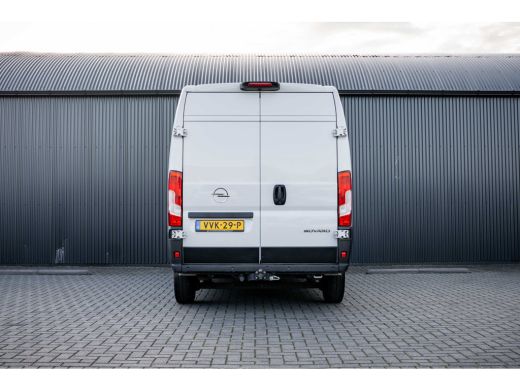 Opel Movano L2H2 | 140PK | 3-Zits | Camera | Carplay | Cruise | Climate | Trekhaak ActivLease financial lease