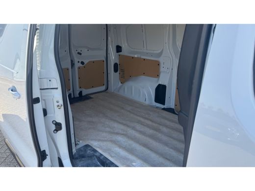 Opel Vivaro 2.0D 145PK L2H1 INNOVATION AUTOMAAT NAVI / CLIMA / FULL-LED / 17" LMV / AFN. TREKHAAK / WINTERPAK... ActivLease financial lease