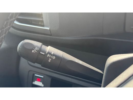 Opel Vivaro 2.0D 145PK L2H1 INNOVATION AUTOMAAT NAVI / CLIMA / FULL-LED / 17" LMV / AFN. TREKHAAK / WINTERPAK... ActivLease financial lease