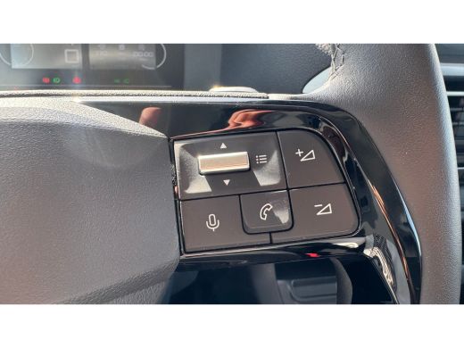 Opel Vivaro 2.0D 145PK L2H1 INNOVATION AUTOMAAT NAVI / CLIMA / FULL-LED / 17" LMV / AFN. TREKHAAK / WINTERPAK... ActivLease financial lease