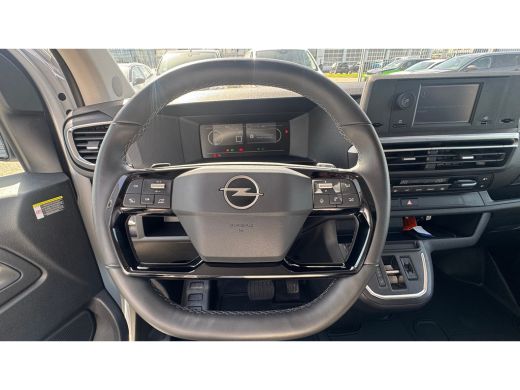 Opel Vivaro 2.0D 145PK L2H1 INNOVATION AUTOMAAT NAVI / CLIMA / FULL-LED / 17" LMV / AFN. TREKHAAK / WINTERPAK... ActivLease financial lease