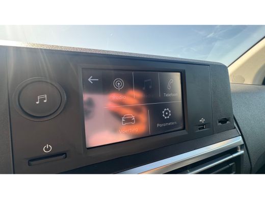 Opel Vivaro 2.0D 145PK L2H1 INNOVATION AUTOMAAT NAVI / CLIMA / FULL-LED / 17" LMV / AFN. TREKHAAK / WINTERPAK... ActivLease financial lease