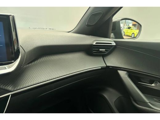 Peugeot 2008 1.2 Hybrid 136 Style LED | Carplay | Parkeersensoren Achter | Cruise | Climate | Bluetooth | Acht... ActivLease financial lease