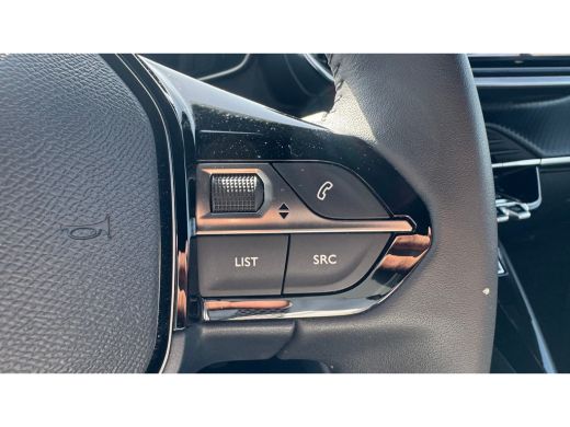 Peugeot 2008 1.2 HYBRID 145PK ALLURE AUTOMAAT / TOT 8 JAAR GARANTIE / NAVI / LEDER / CLIMA / LED / PDC / 17" L... ActivLease financial lease